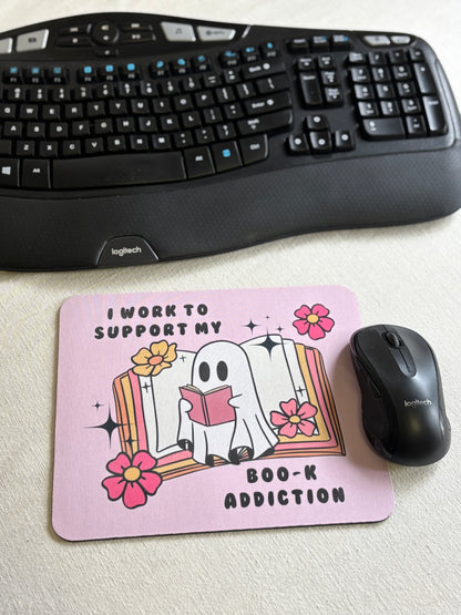 Cute Ghost & Book Mousepad | Perfect for Book Lovers | Cozy Desk Vibes